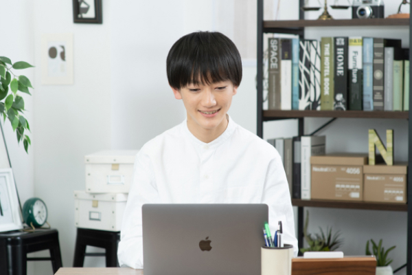 まずは無料体験授業へ申し込み