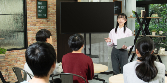 自分のオリジナル作品を作りLT大会で発表。コンテストへの参加も